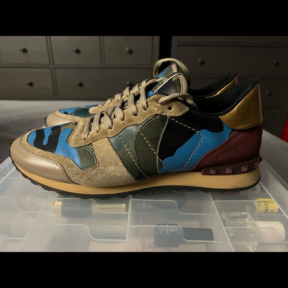 Men’s Valentino Sneakers size 44